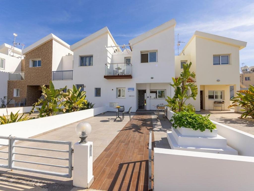 Villa Nora Protaras Buitenkant foto