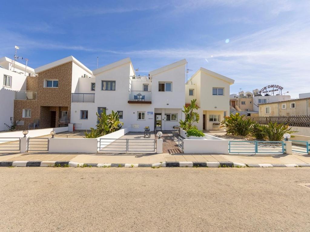 Villa Nora Protaras Buitenkant foto